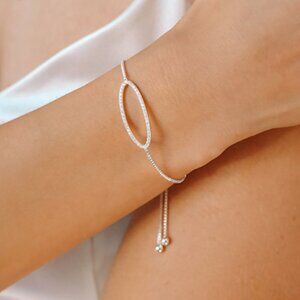 Lulus Adorn Me Silver Rhinestone Rhinestone Bracelet